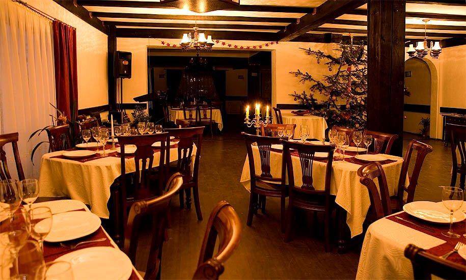 Hotel Casa Octavian Sucevita Esterno foto